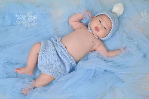 赤壁宝宝老喊肚子疼还发烧